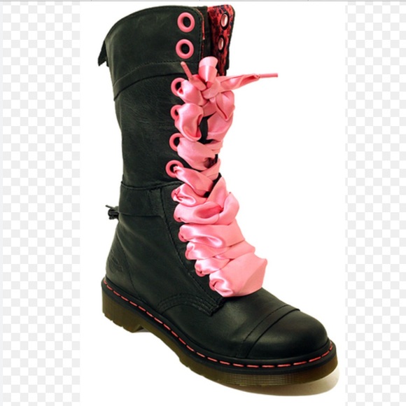 ❌ ❌ RARE RARE. ❌ ❌ 
Dr. Martens Black Boot with Pink Floral Fold-Over - Picture 2 of 10
